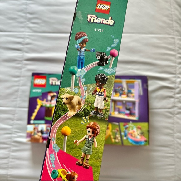 Lego Friends Dog Rescue Center - Picture 5 of 5